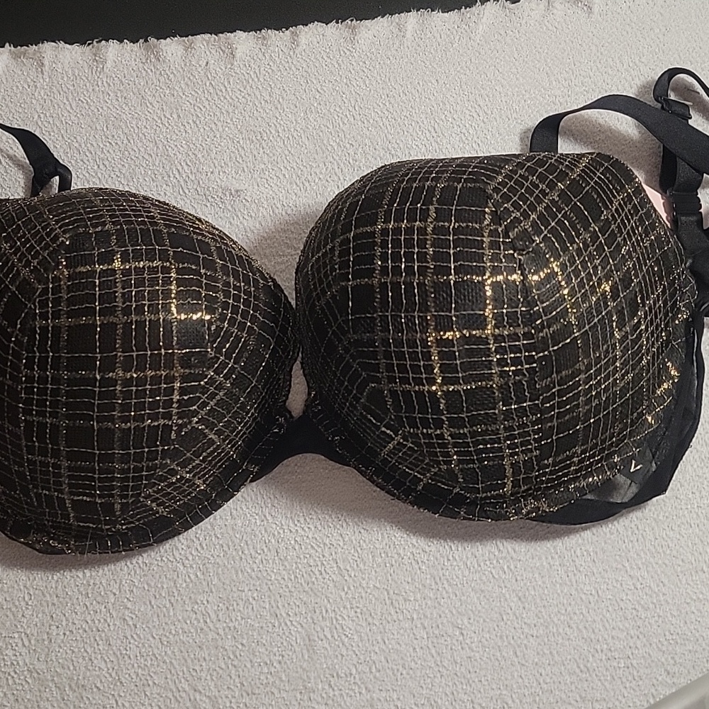 Victoria's secret bra